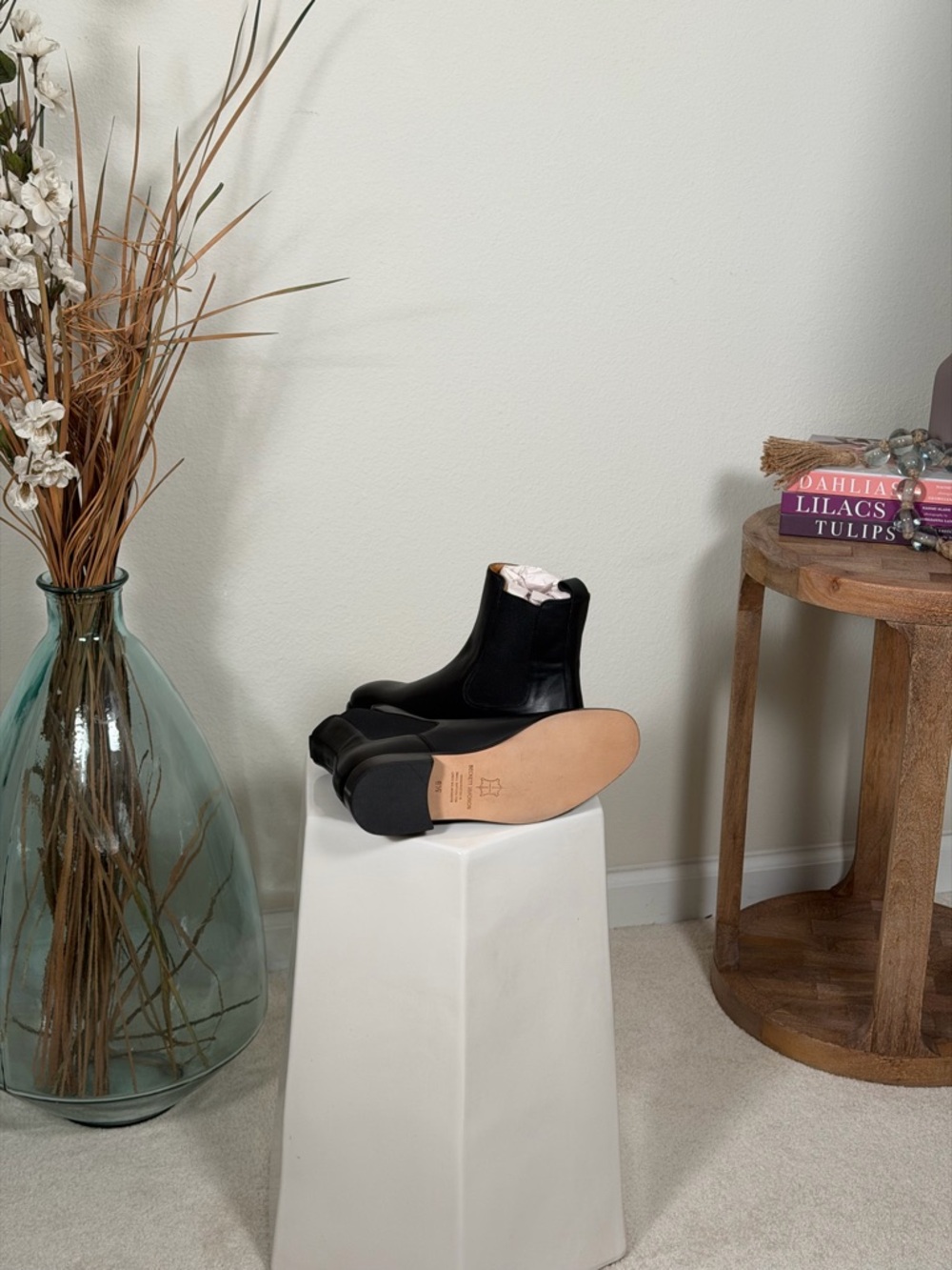 Beckett Simonon Black Women's Maeve Chelsea Booties - Picture 7 of 16